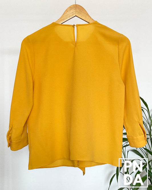 Blusa Amarillo huevo EGG