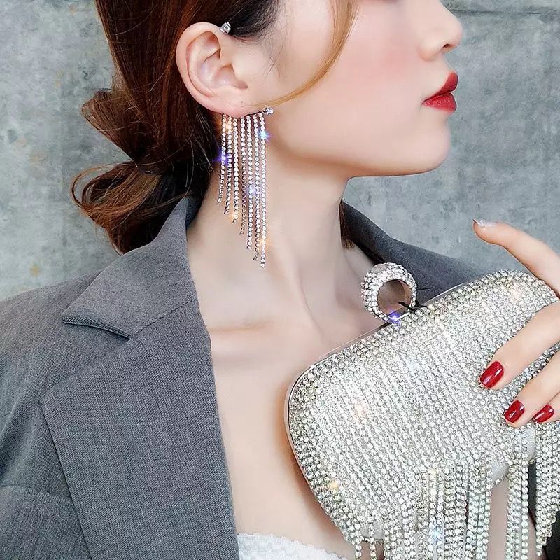 EAR CUFF CADENA BRILLANTES PLATEADO
