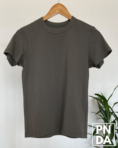Camiseta verde gris oscuro Uniqlo