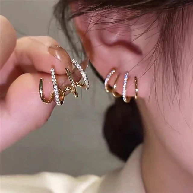 ARETES CUTE GOLD