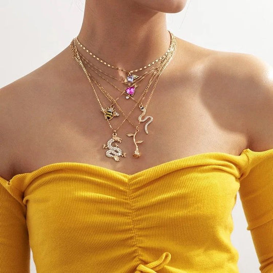 COLLAR AESTHETIC COLORS