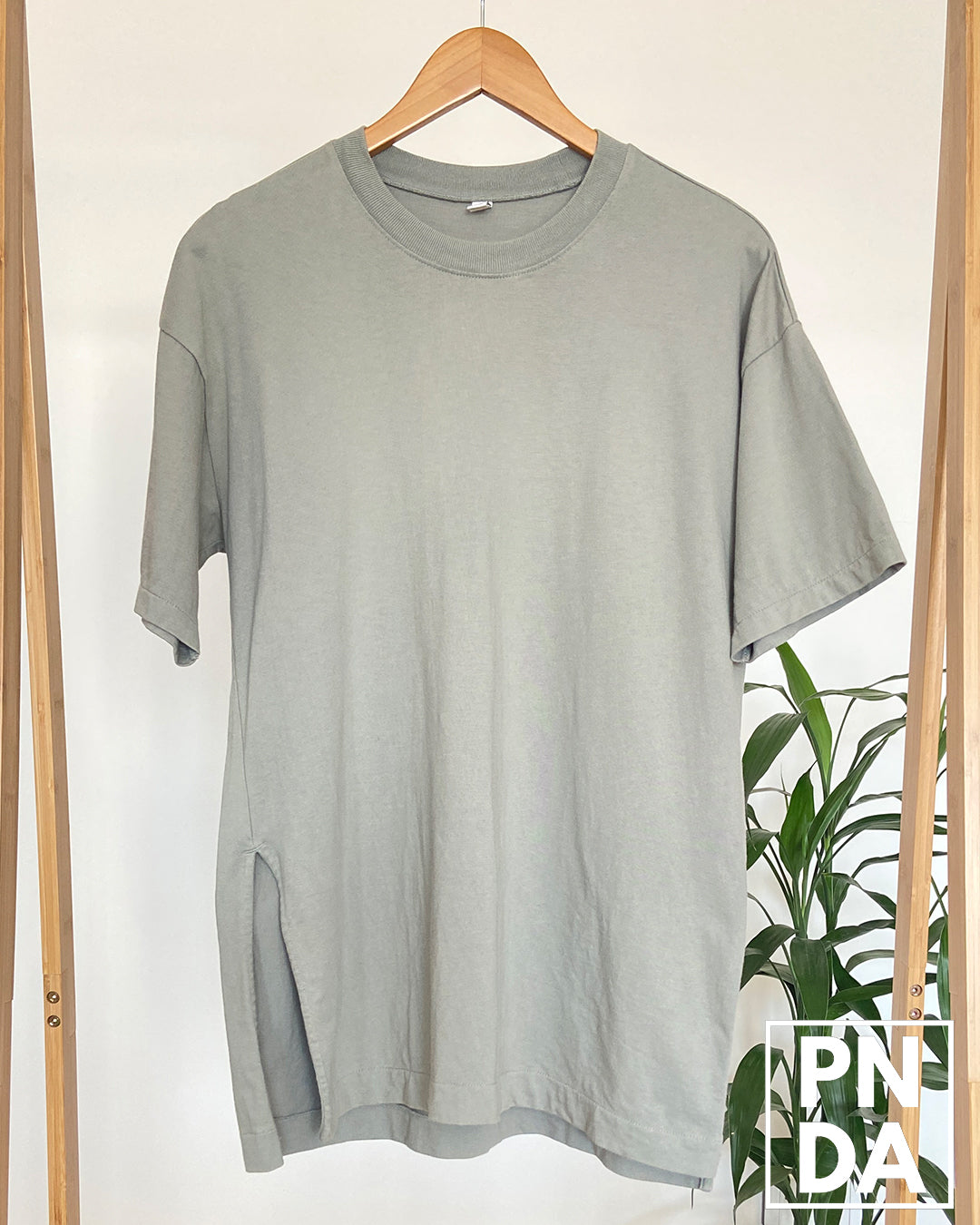 Camiseta larga verde Uniqlo