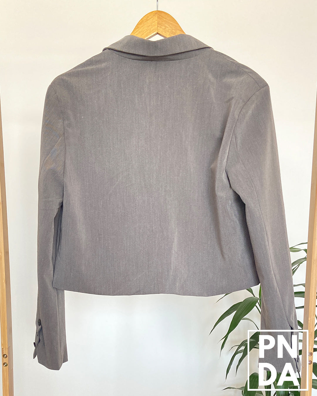 Blazer corto gris