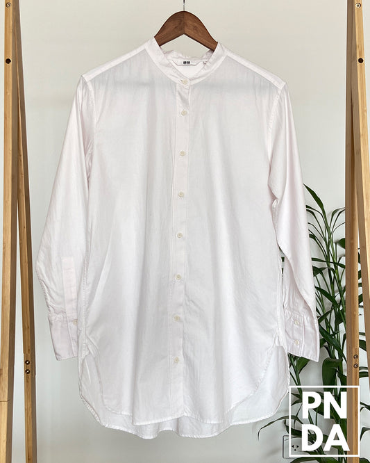 Camisa blanca henley (Hombre) Uniqlo